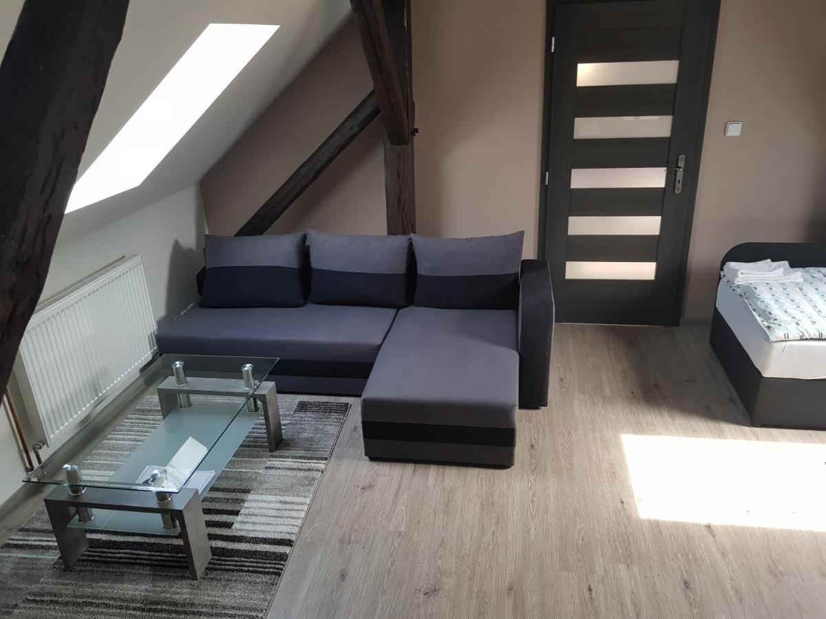 Kladruby  Apartmany Pod Klasterem מראה חיצוני תמונה