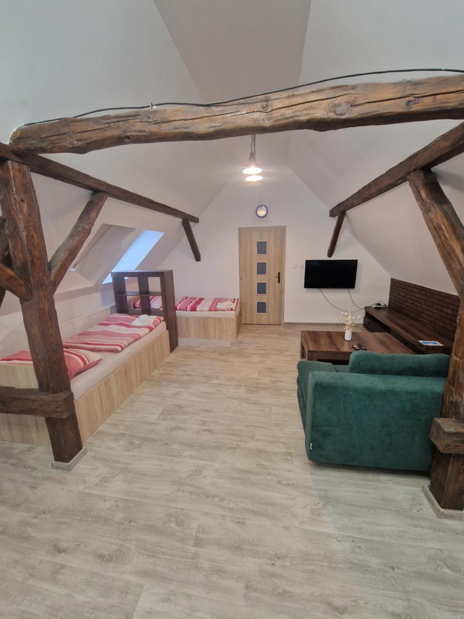 Kladruby  Apartmany Pod Klasterem מראה חיצוני תמונה