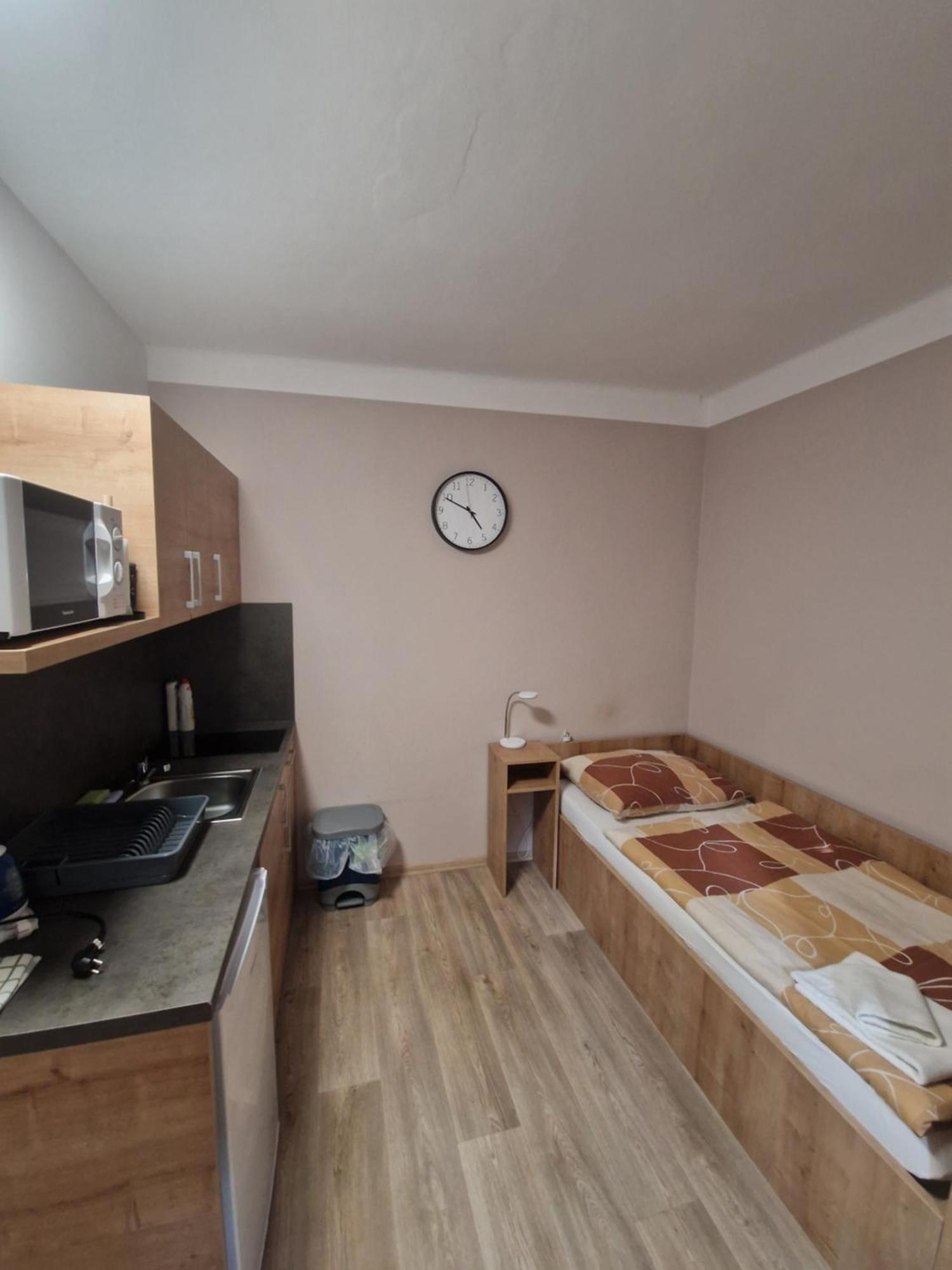 Kladruby  Apartmany Pod Klasterem מראה חיצוני תמונה