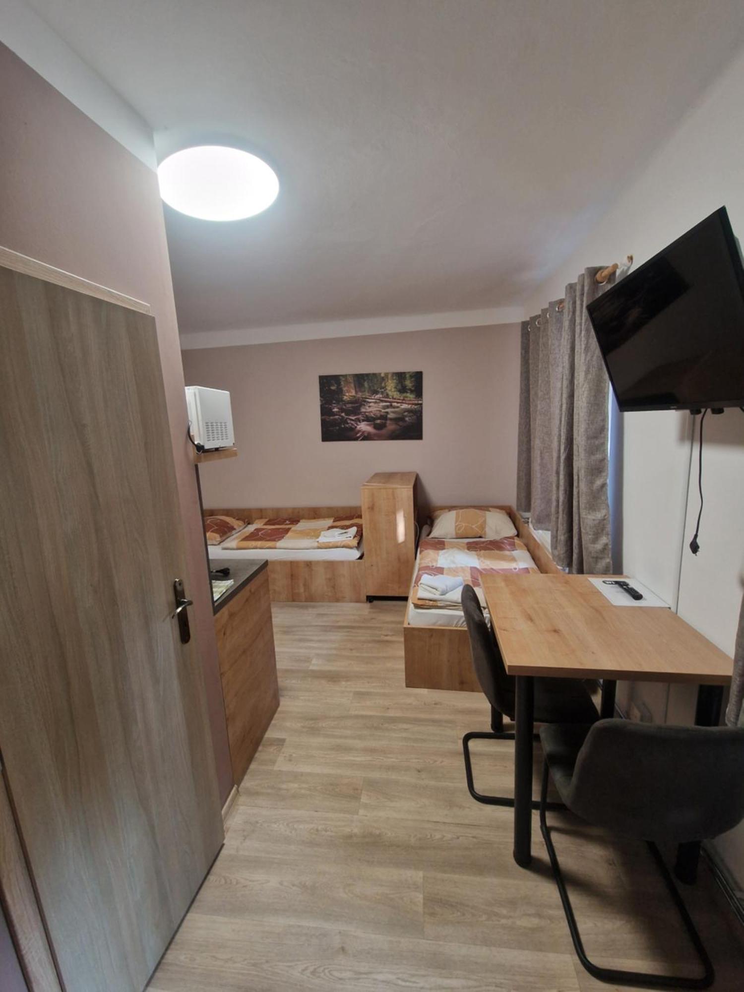 Kladruby  Apartmany Pod Klasterem מראה חיצוני תמונה